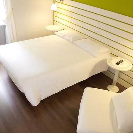 Hostal Monjes Peregrinos Burgo Стая снимка