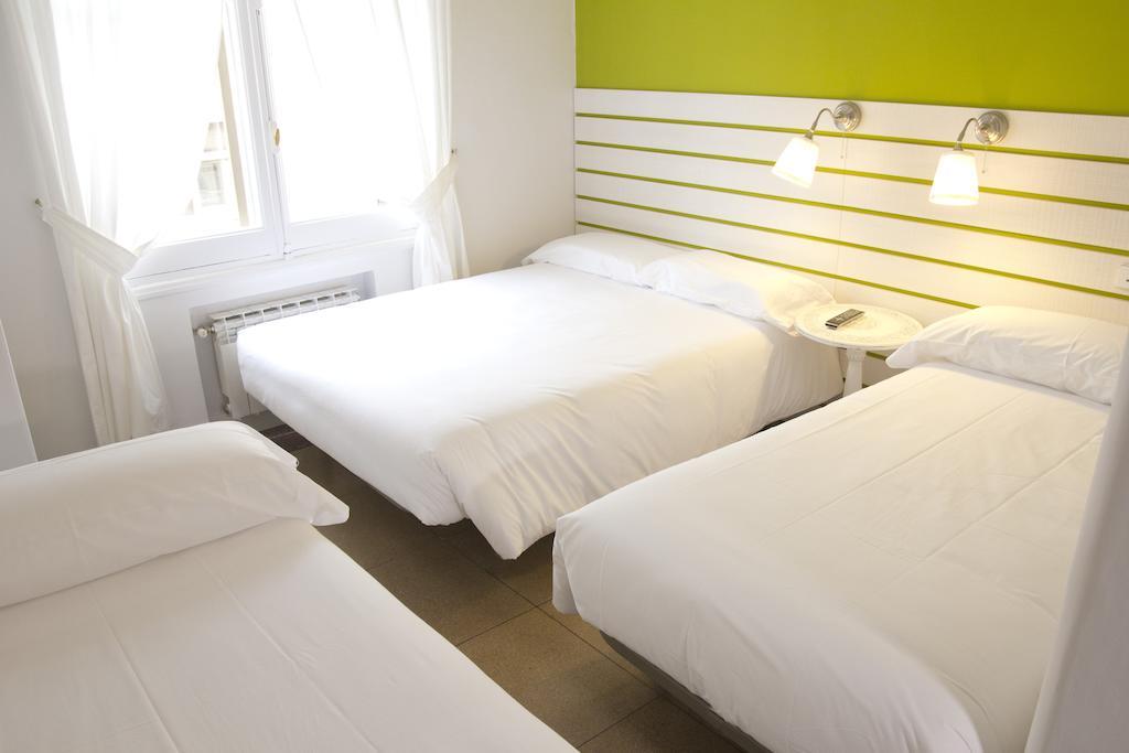 Hostal Monjes Peregrinos Burgo Стая снимка