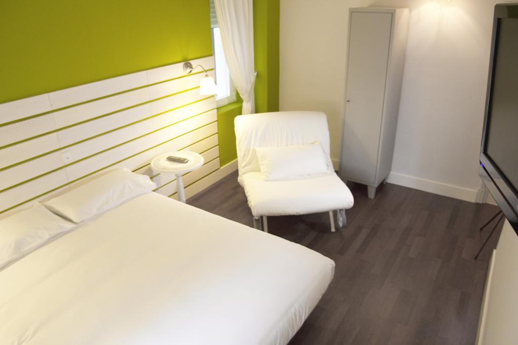 Hostal Monjes Peregrinos Burgo Стая снимка